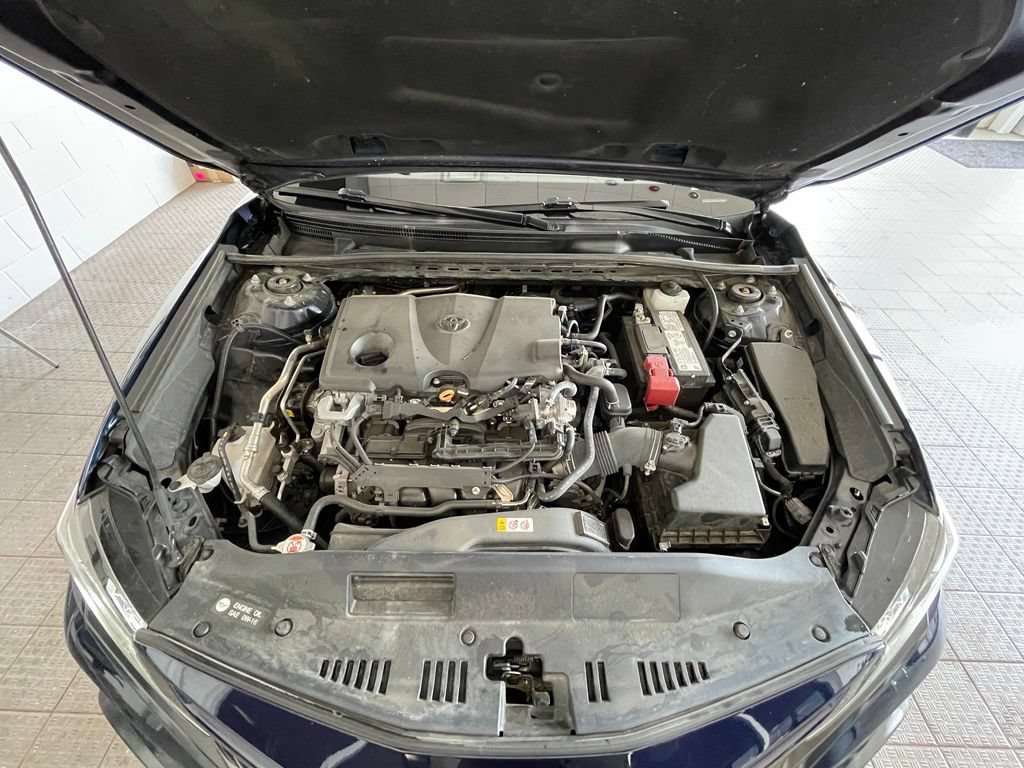 Used 2022 Toyota Camry XSE FWD image 30