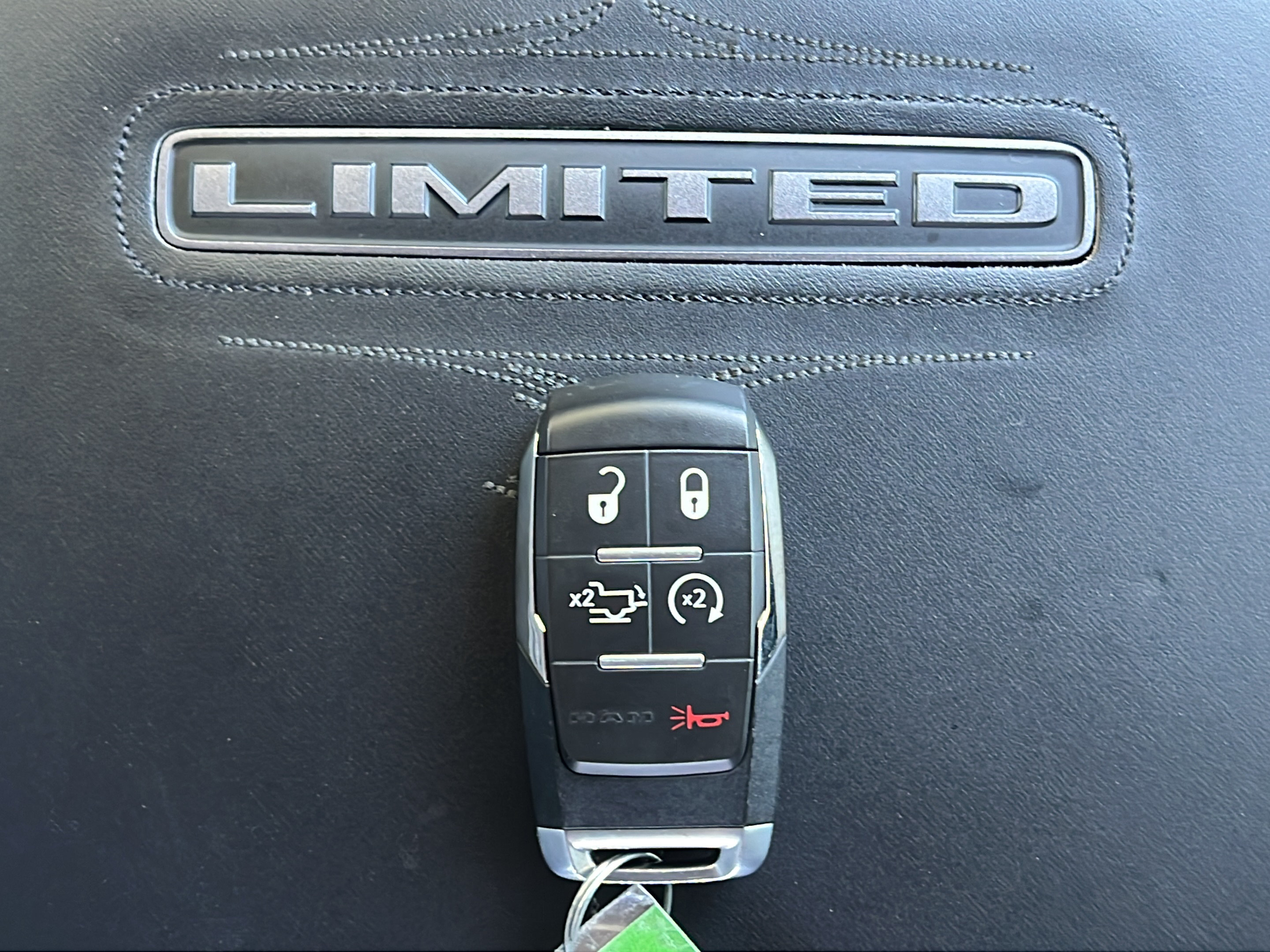 Used 2023 RAM 2500 Limited AWD/4WD image 25