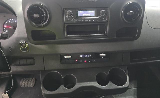 Used 2021 Mercedes-Benz Sprinter 2500 w/ Driver Convenience Package image 14