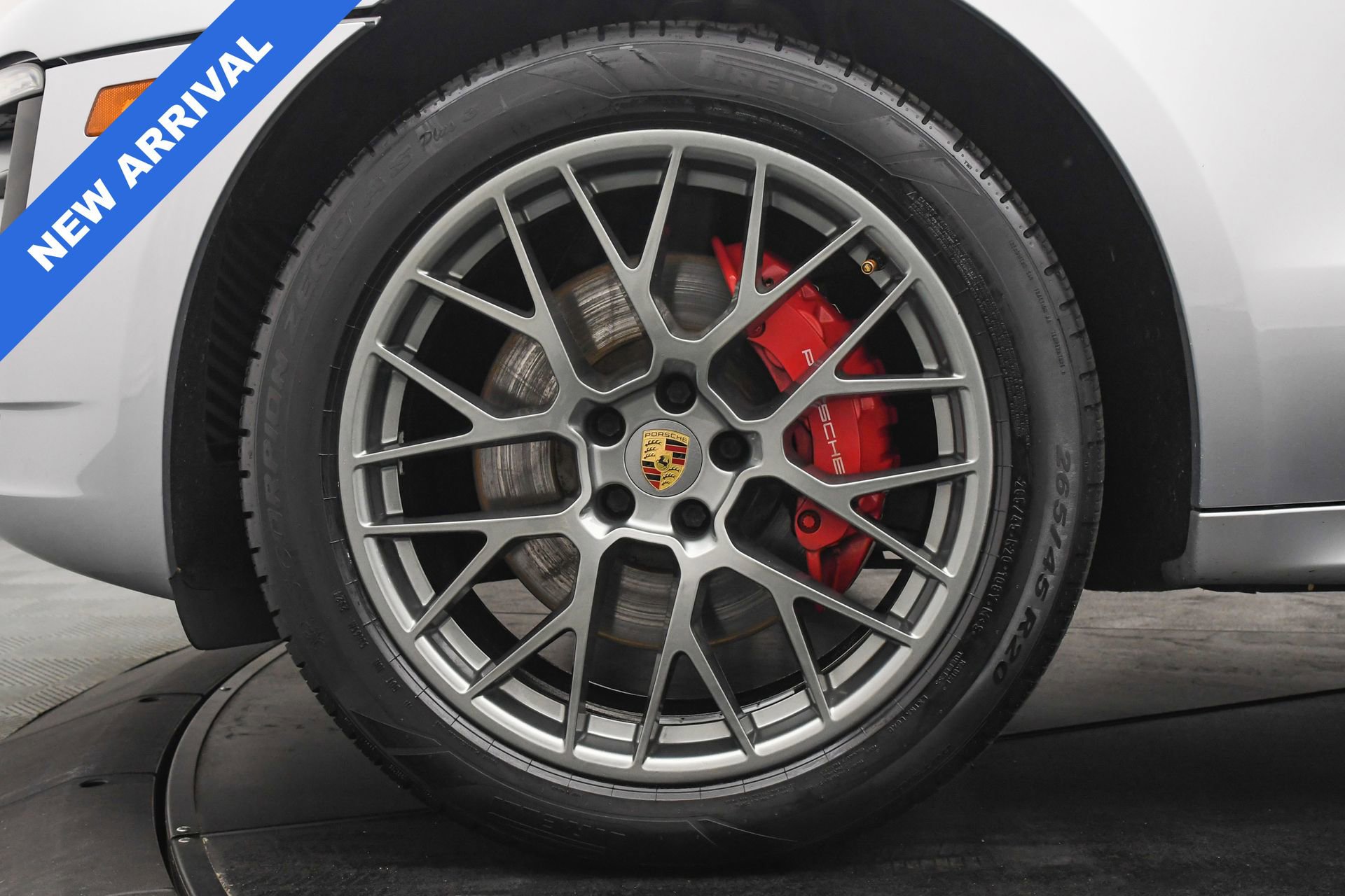 Used 2017 Porsche Macan GTS image 30