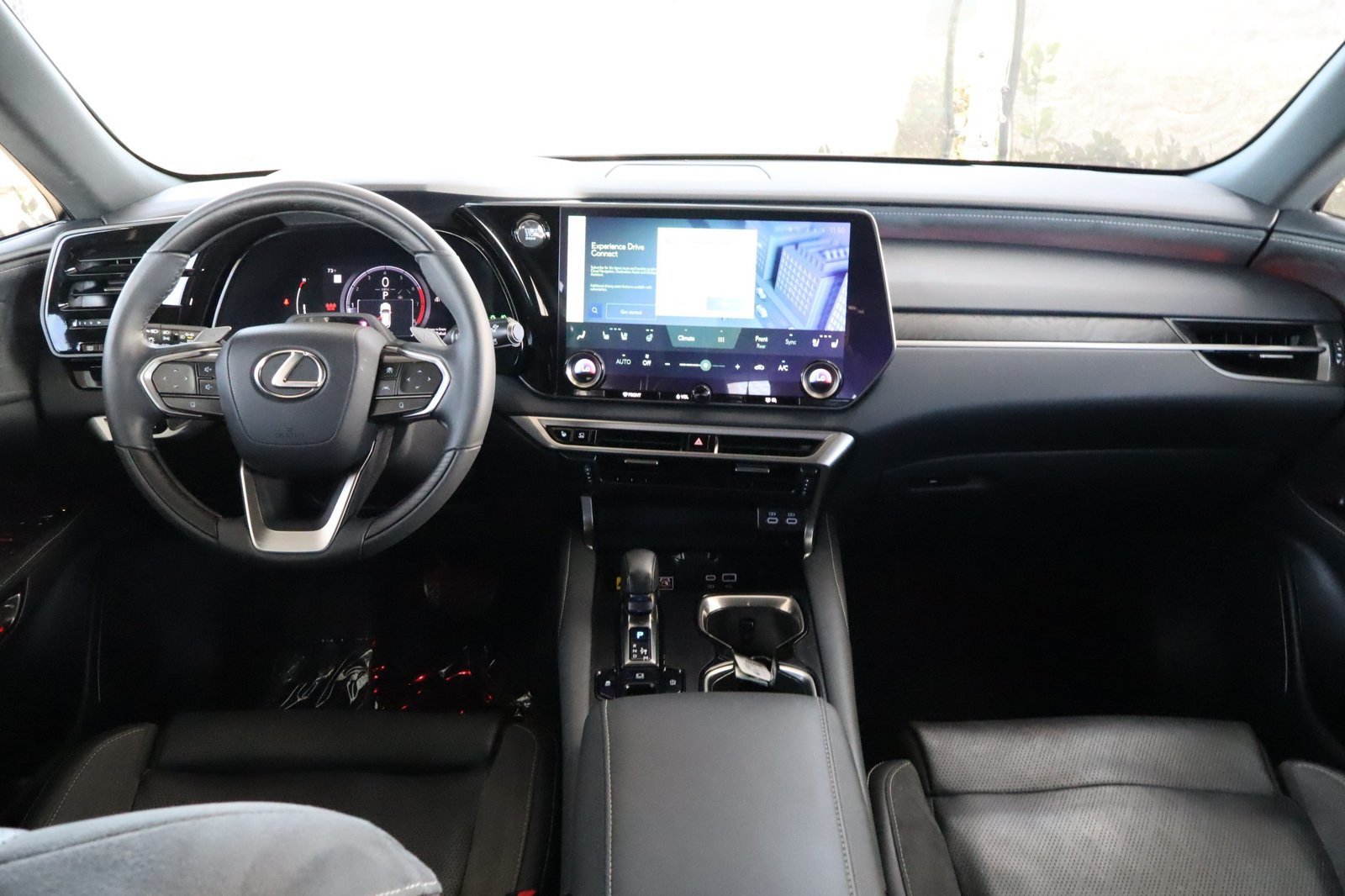 Used 2023 Lexus RX 350 FWD w/ Cold Area Package image 27