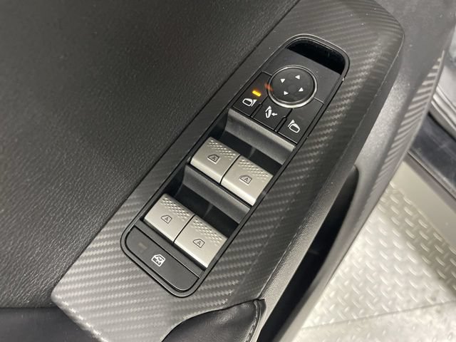 Used 2024 Mitsubishi Outlander SE FWD image 13