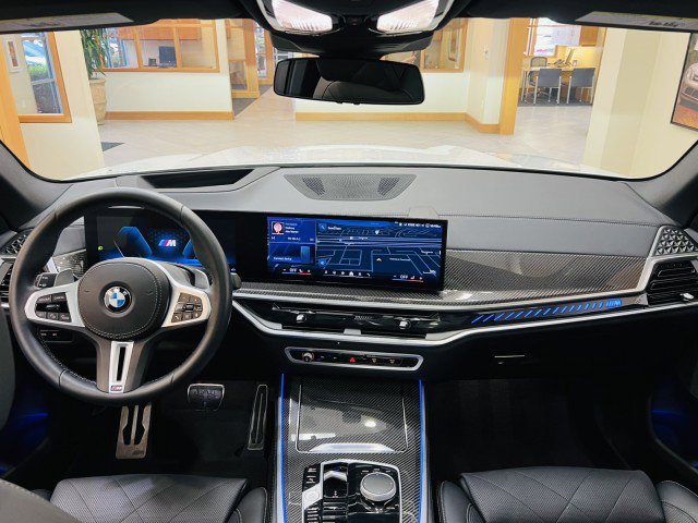 Used 2025 BMW X5 M60i w/ Parking Assistance Package image 7