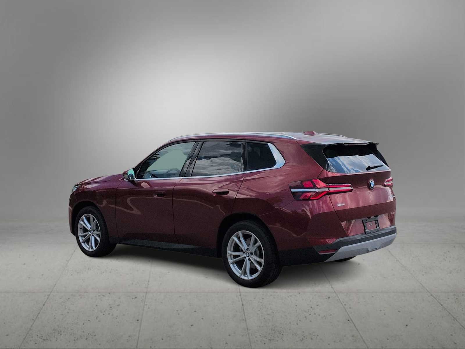 Certified 2025 BMW X3 xDrive30i AWD/4WD image 6