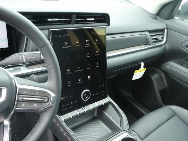 New 2026 GMC Terrain Denali w/ LPO, Black Badging Package AWD/4WD image 25