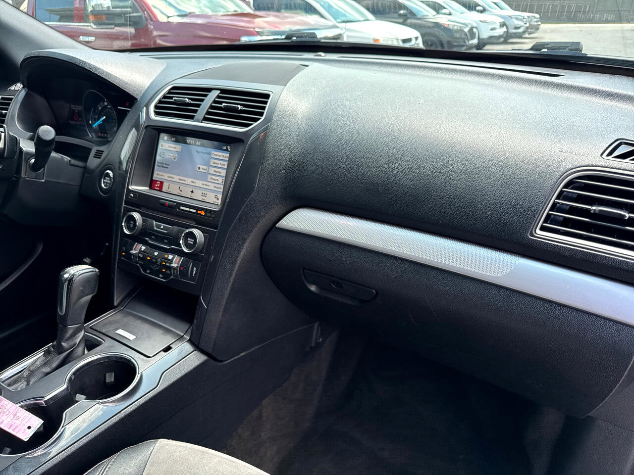 Used 2017 Ford Explorer XLT w/ Equipment Group 202A image 17