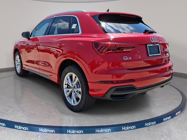 Used 2025 Audi Q3 2.0T Premium AWD/4WD image 2