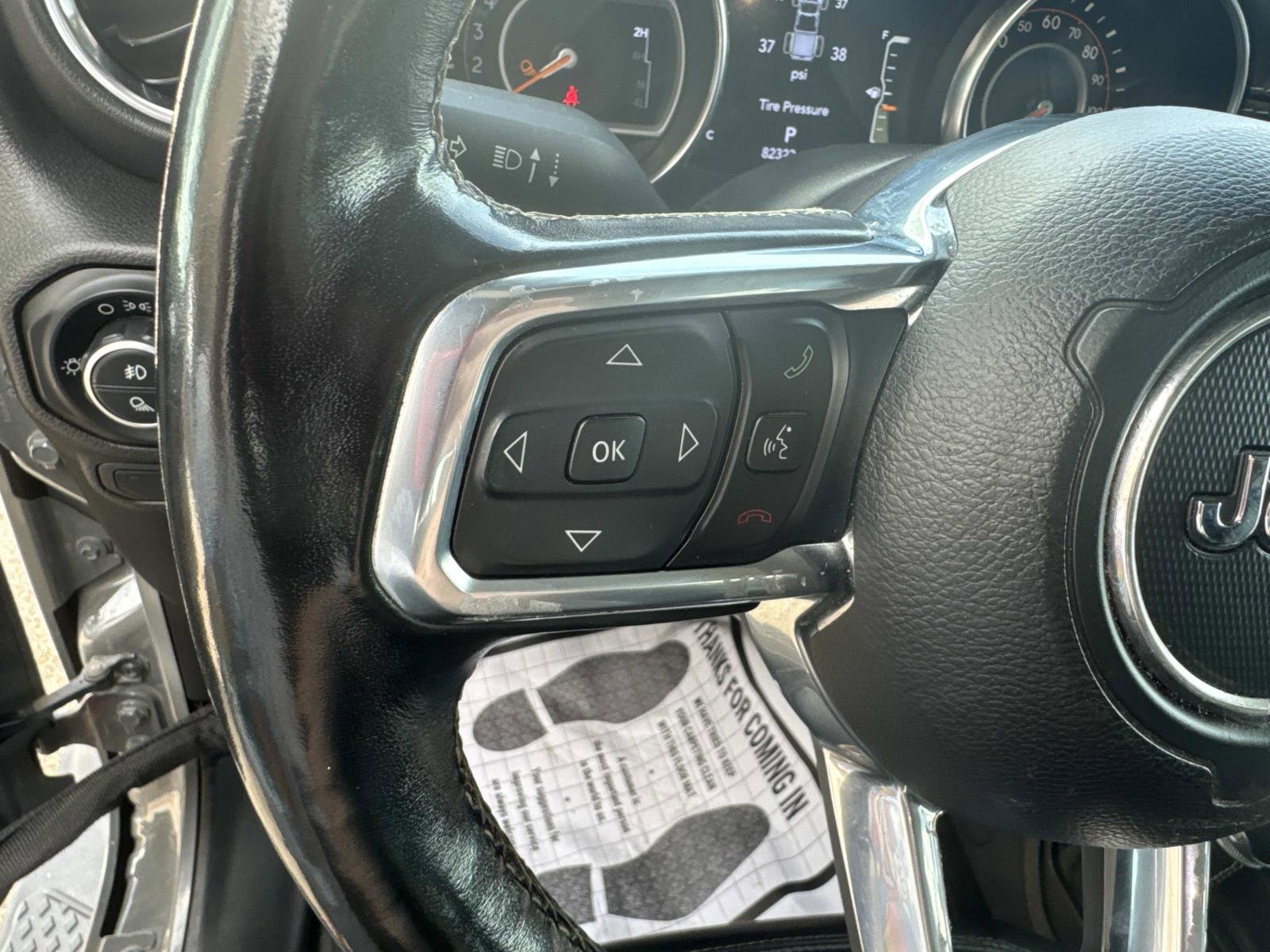 Used 2020 Jeep Gladiator Overland AWD/4WD image 22