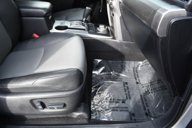 Used 2014 Toyota 4Runner SR5 Premium image 26