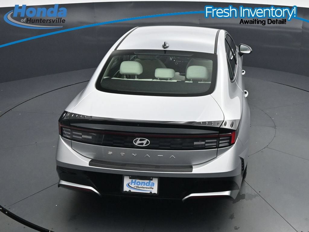 Used 2025 Hyundai Sonata SEL FWD image 25