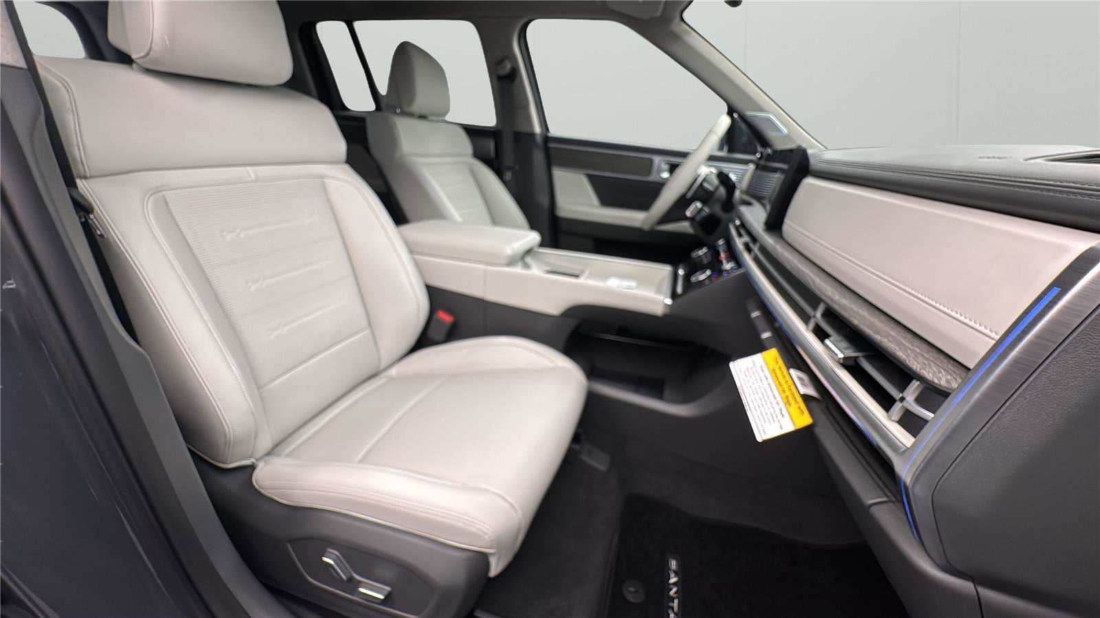 New 2026 Hyundai Santa Fe Limited FWD image 16