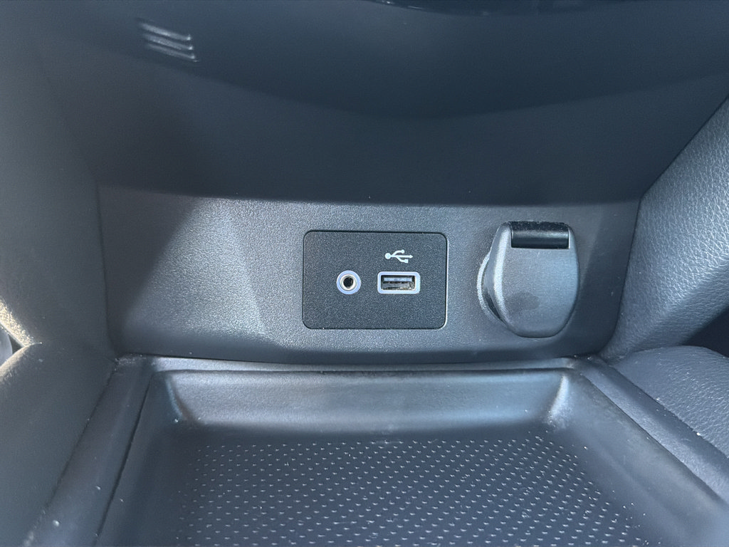 Used 2020 Nissan Rogue SV FWD image 43