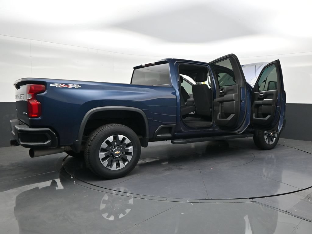 Used 2021 Chevrolet Silverado 2500 Custom w/ Custom Value Package AWD/4WD image 28