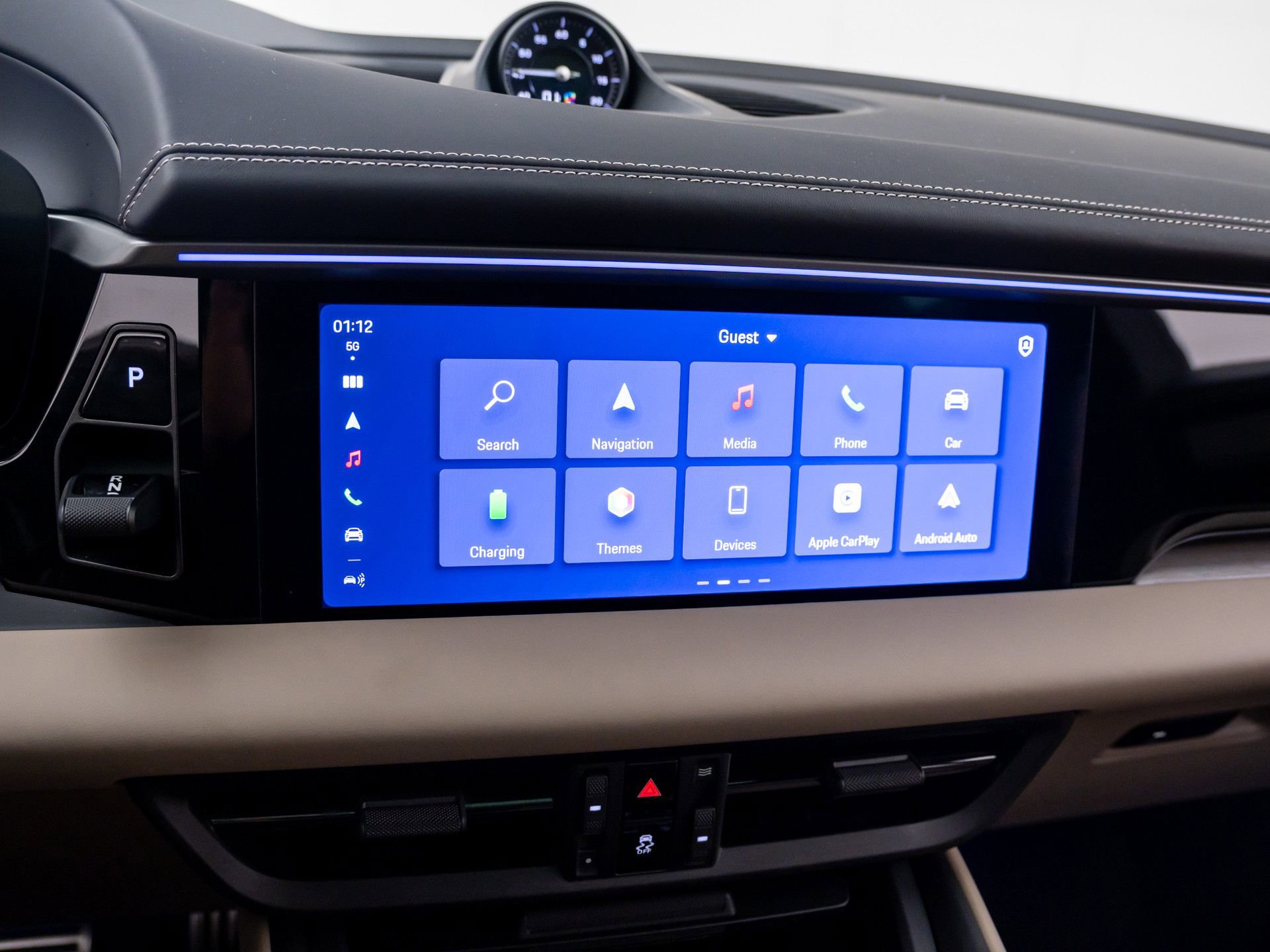 Certified 2025 Porsche Macan 4S Electric image 30