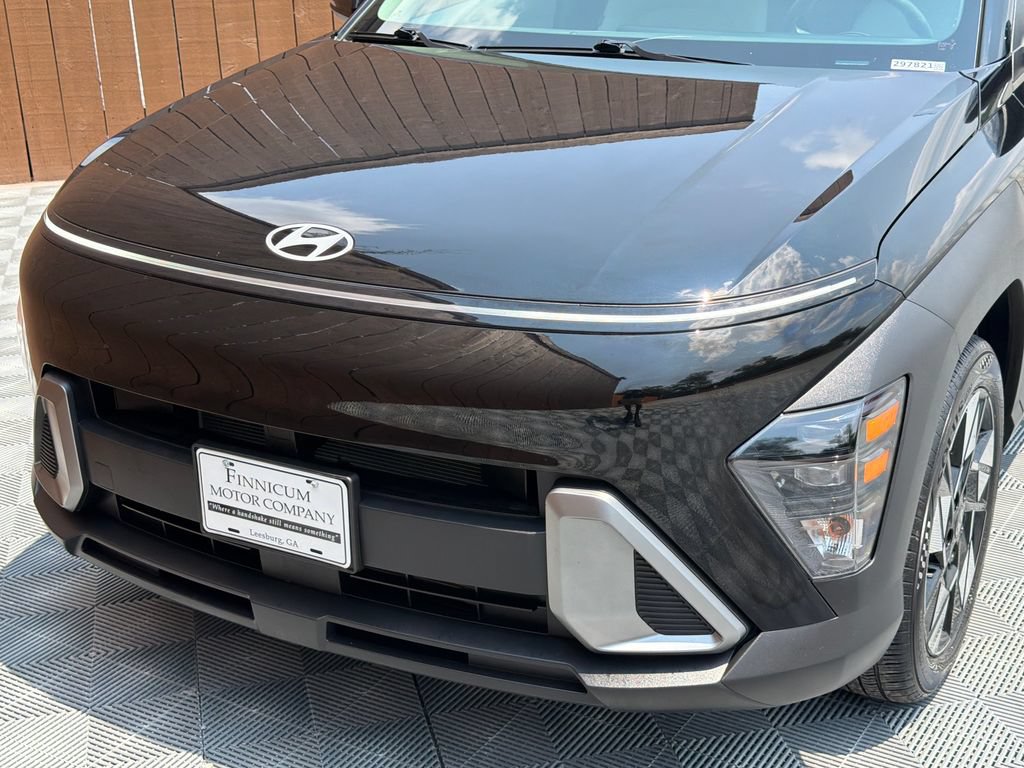 Used 2025 Hyundai Kona SEL FWD image 18