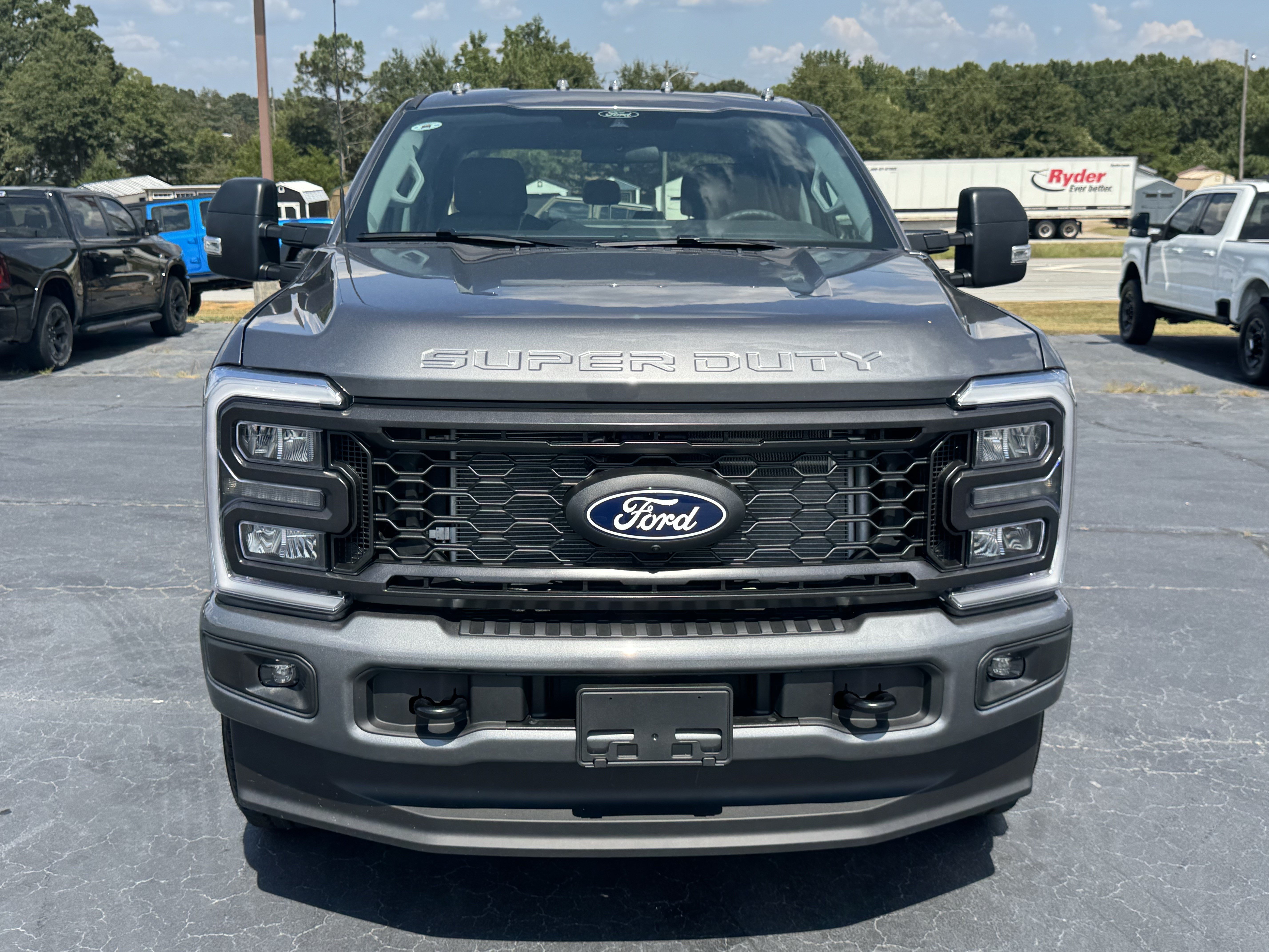 New 2027 Ford F250 XL w/ STX Appearance Package AWD/4WD image 3