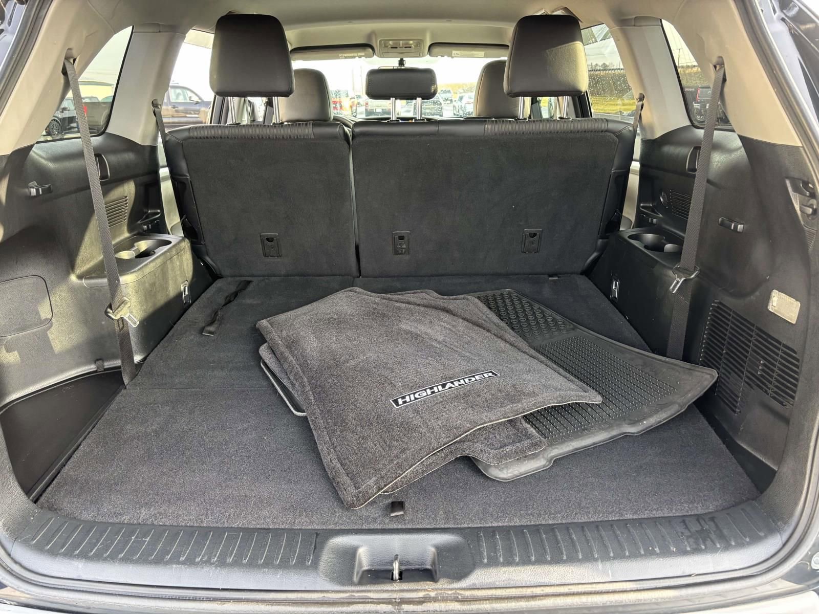 Used 2014 Toyota Highlander Plus image 11