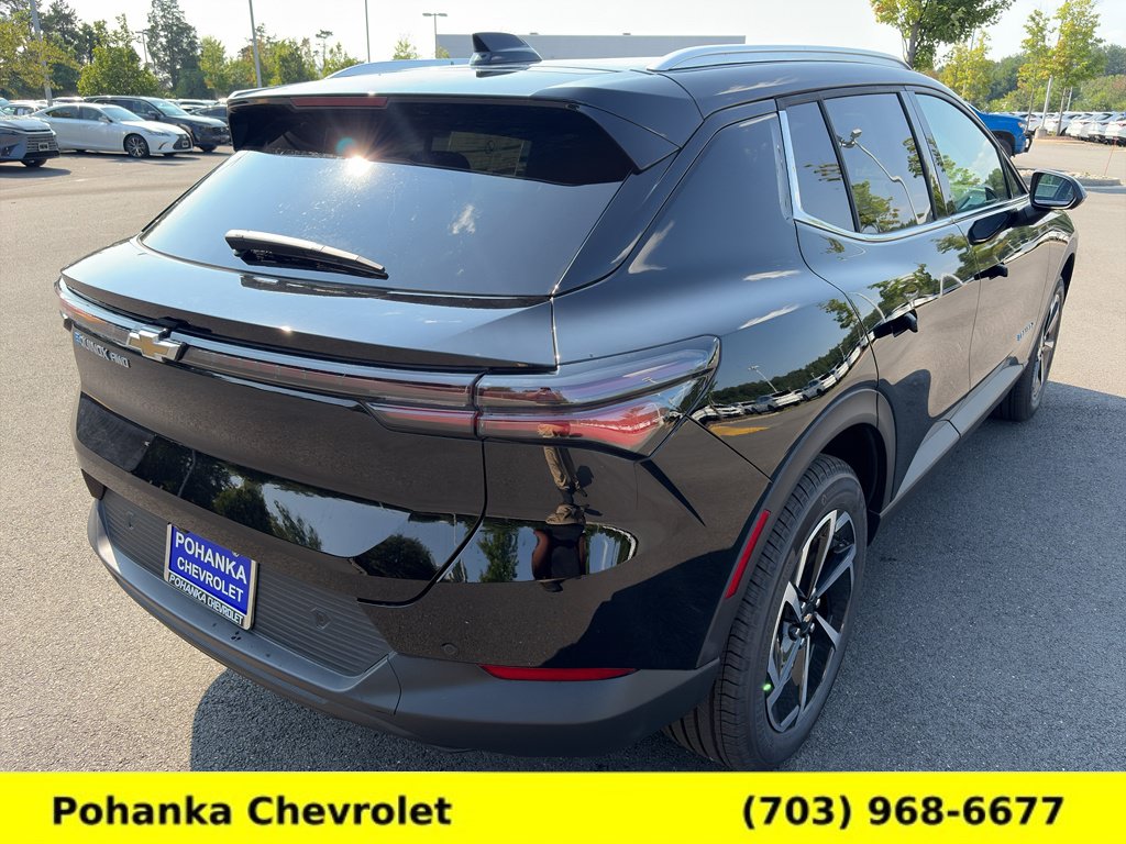 New 2026 Chevrolet Equinox EV LT AWD/4WD image 7