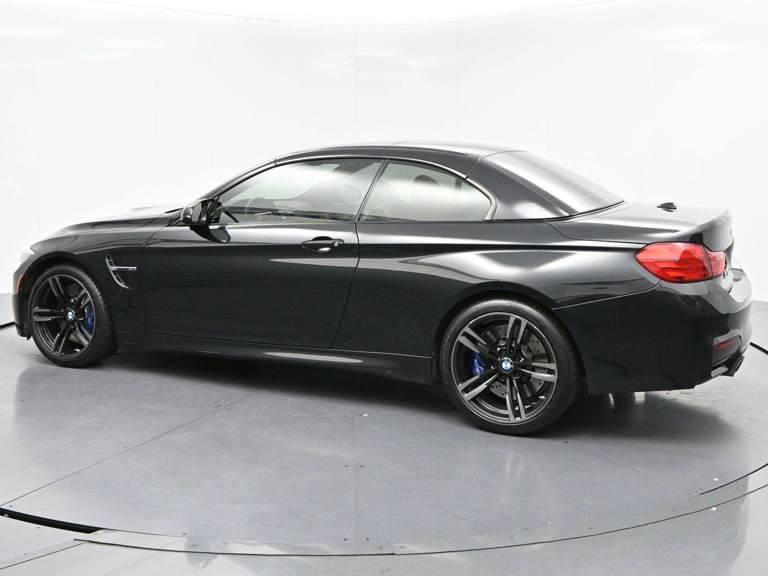Used 2015 BMW M4 Convertible RWD image 5