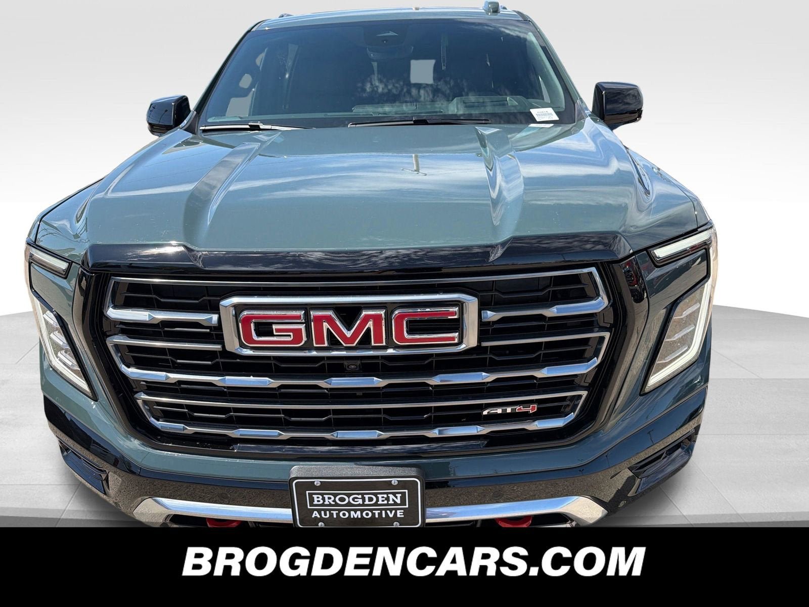 New 2026 GMC Yukon XL AT4 image 8
