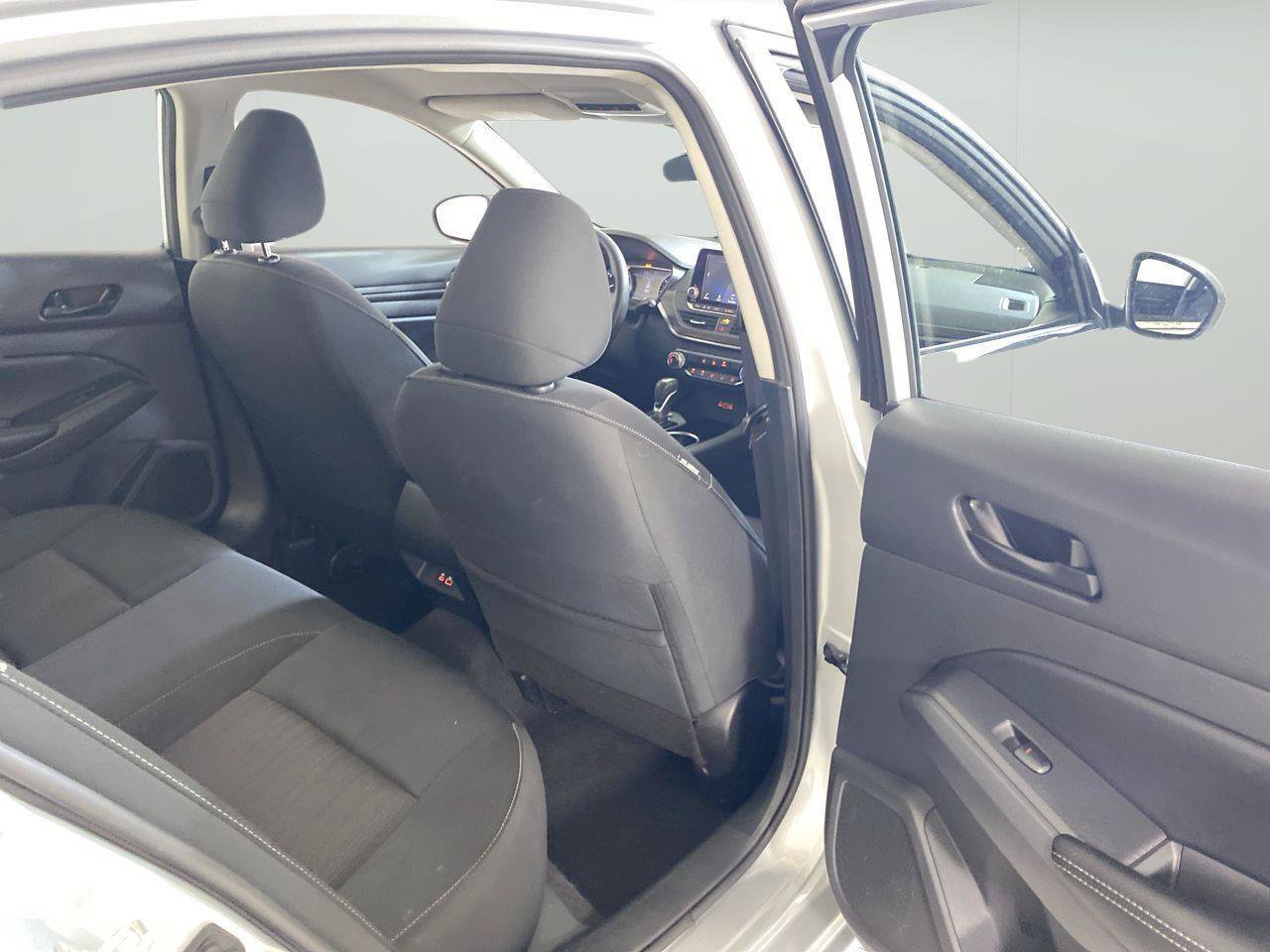 Used 2024 Nissan Altima 2.5 SV FWD image 18