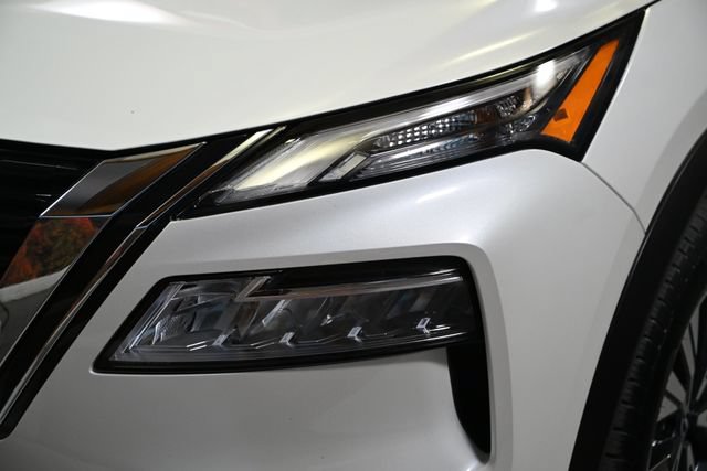 Used 2023 Nissan Rogue SV FWD image 13