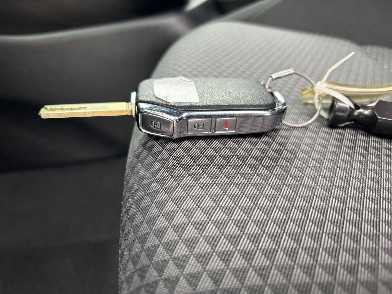 Used 2025 Kia Soul LX w/ LX Technology Package FWD image 21