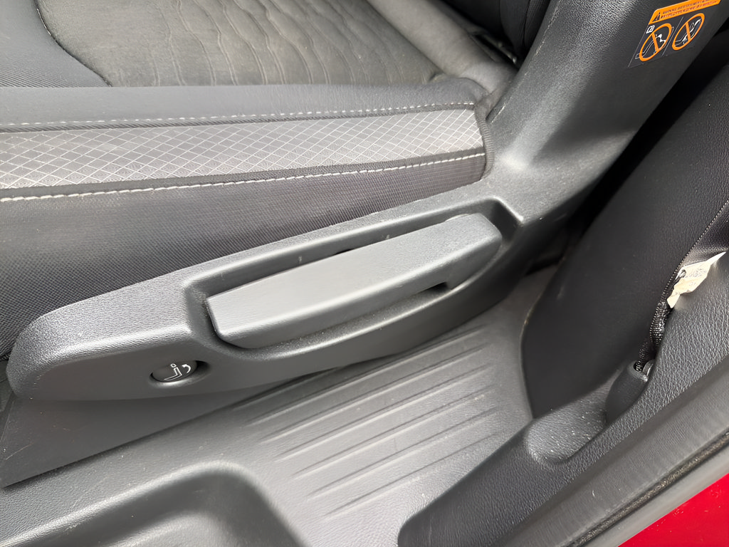 Certified 2024 Nissan Pathfinder SV FWD image 23