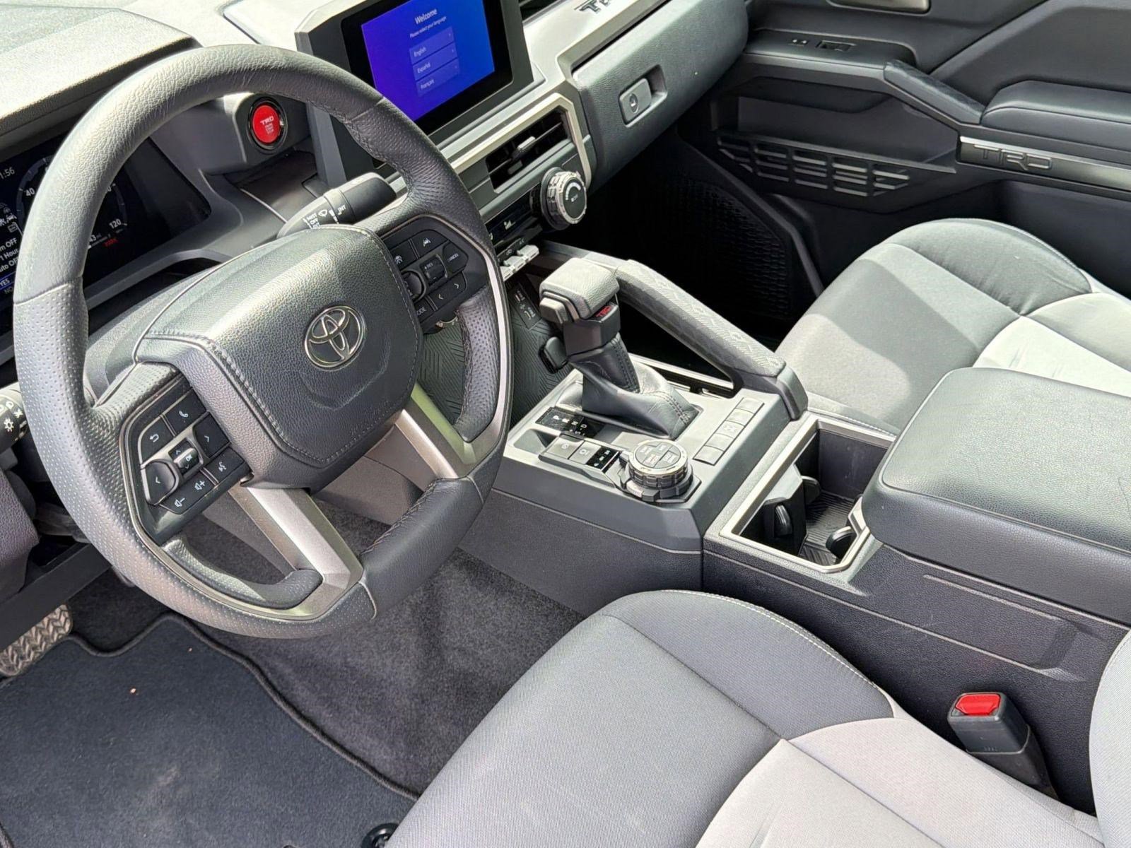 Used 2024 Toyota Tacoma TRD Off-Road AWD/4WD image 4