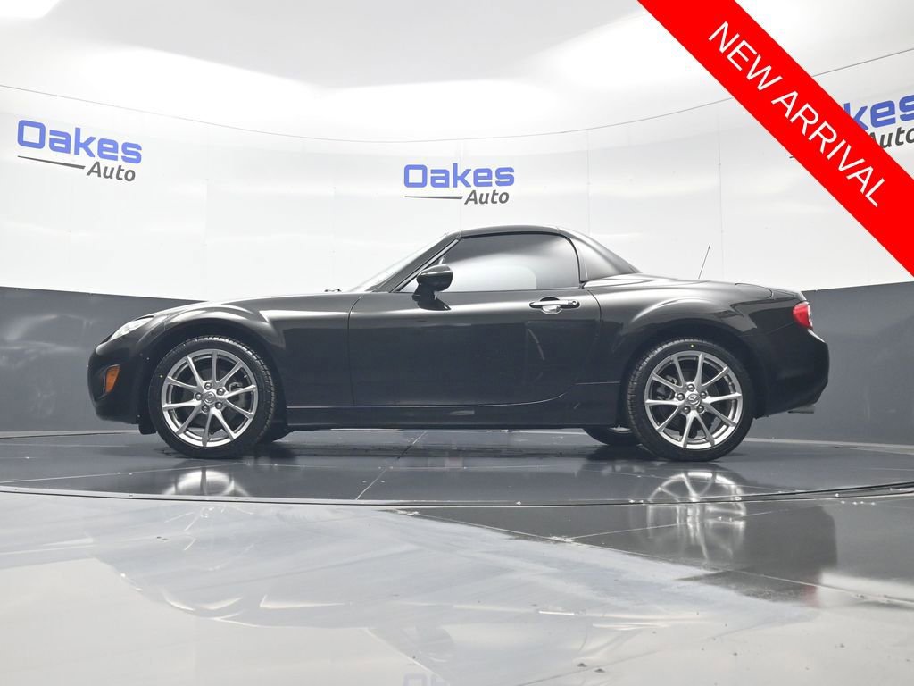 Used 2011 MAZDA MX-5 Miata Grand Touring image 31