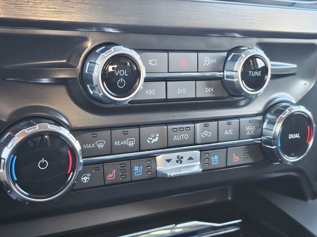 New 2026 Ford F250 Lariat w/ Tremor Off-Road Package image 17