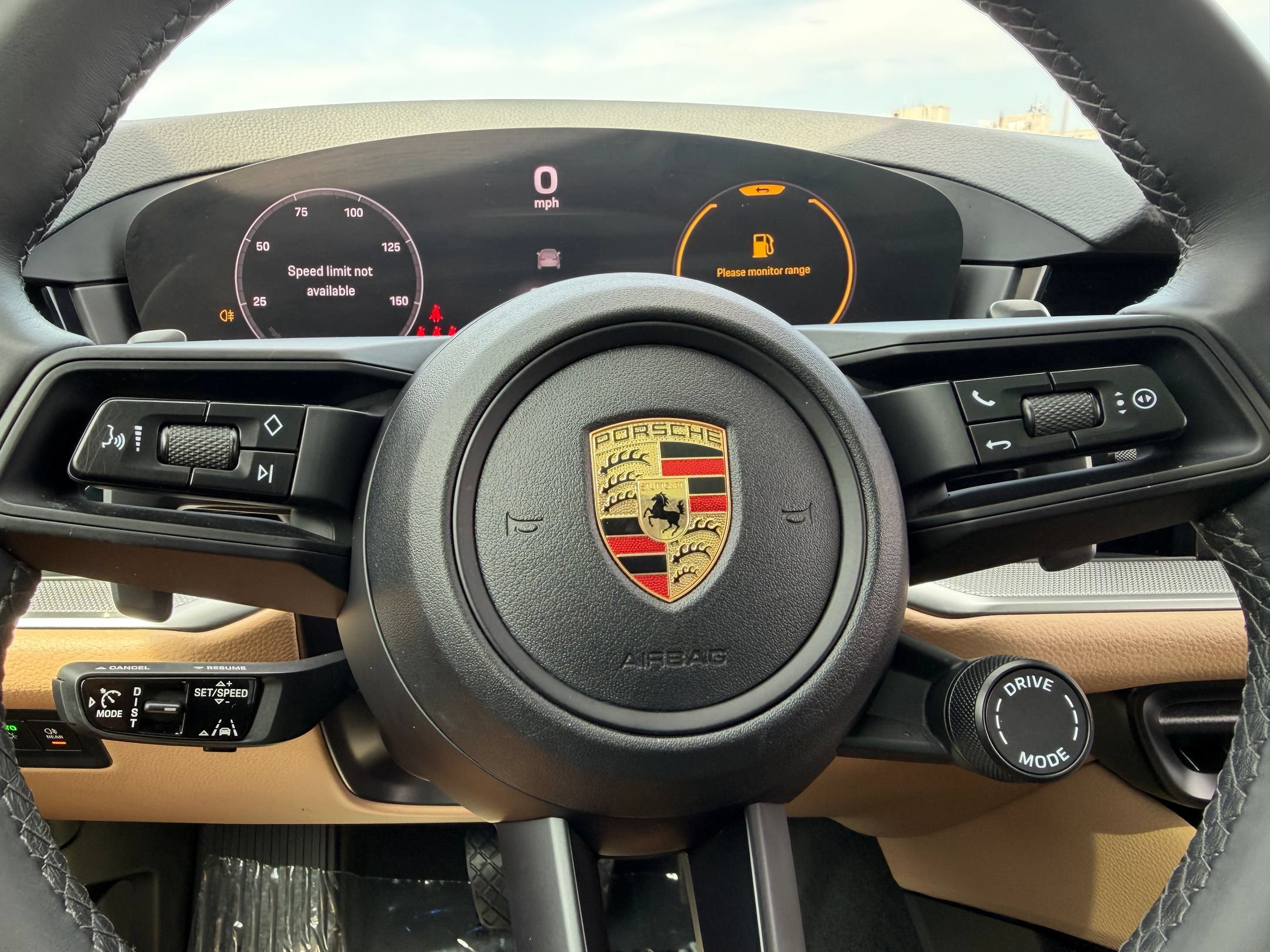 Certified 2024 Porsche Cayenne AWD/4WD image 11