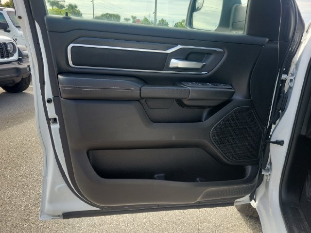 Used 2025 RAM 1500 Big Horn AWD/4WD image 18