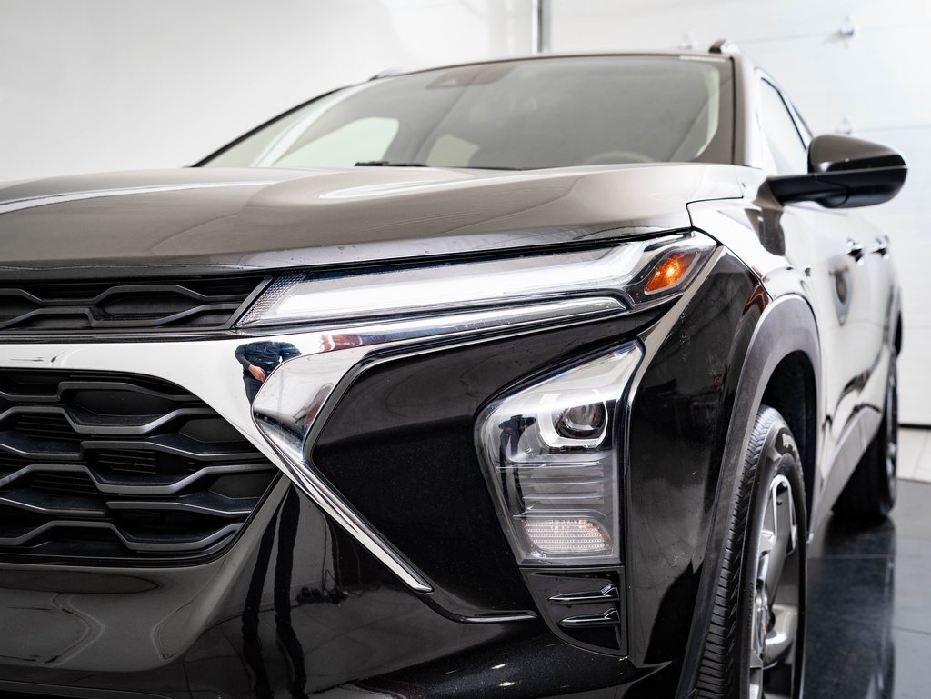 Used 2024 Chevrolet Trax LT w/ Driver Confidence Package image 15