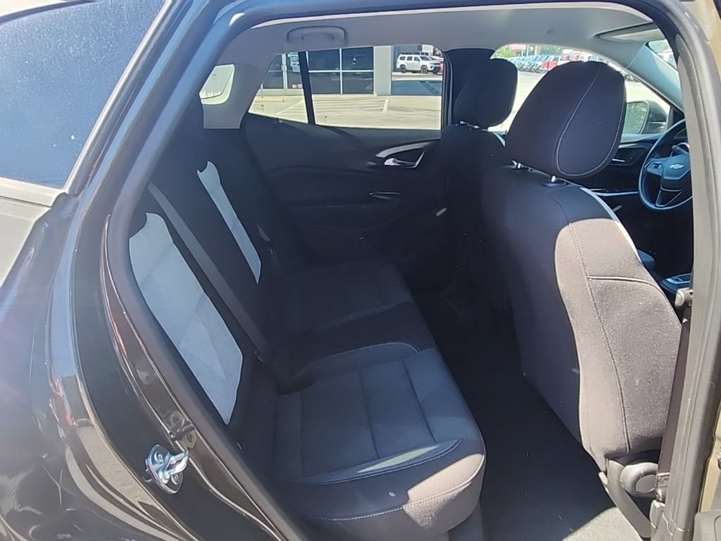 Used 2024 Chevrolet Trax LS FWD image 31