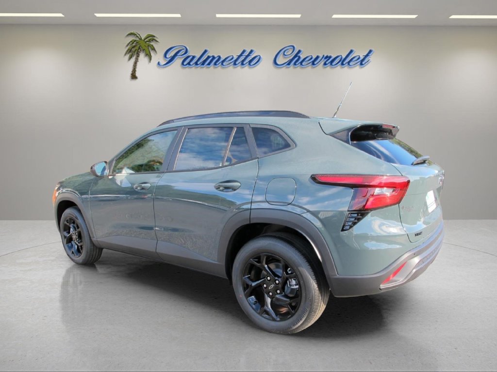 New 2026 Chevrolet Trax LT w/ Driver Confidence Package FWD image 4