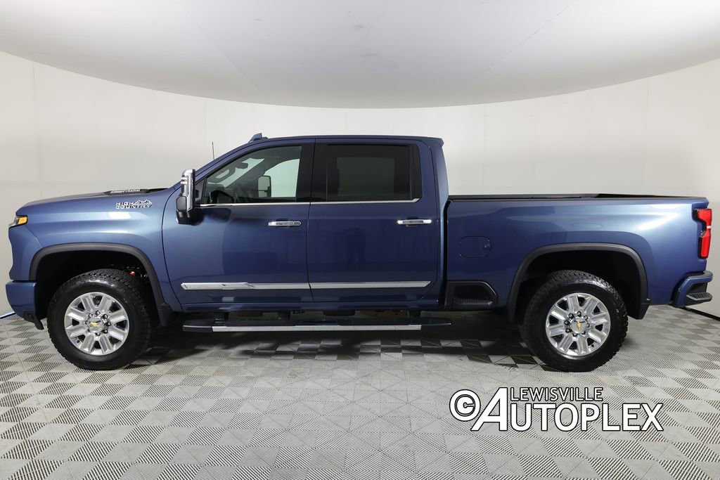 Used 2025 Chevrolet Silverado 2500 High Country w/ High Country Premium Package AWD/4WD image 10