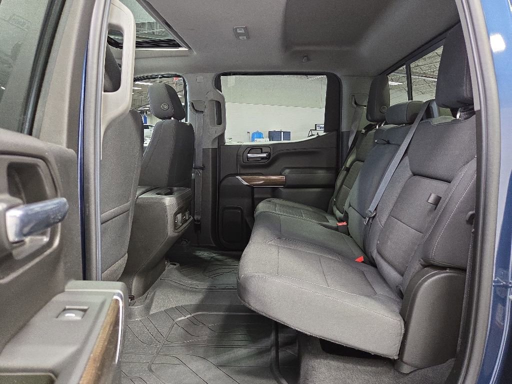 Used 2021 Chevrolet Silverado 1500 LT Trail Boss w/ Convenience Package II AWD/4WD image 33