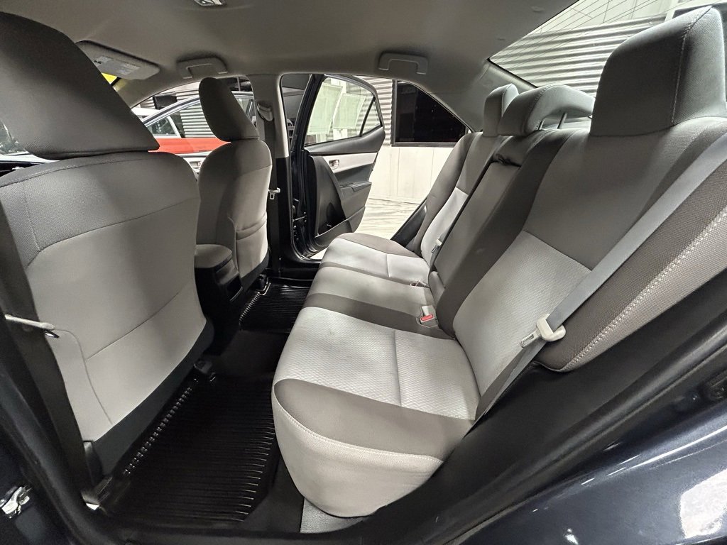 Used 2018 Toyota Corolla LE image 46