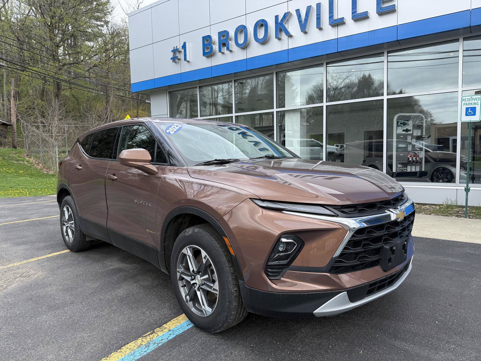 Used 2023 Chevrolet Blazer LT w/ Driver Confidence Package AWD/4WD image 1
