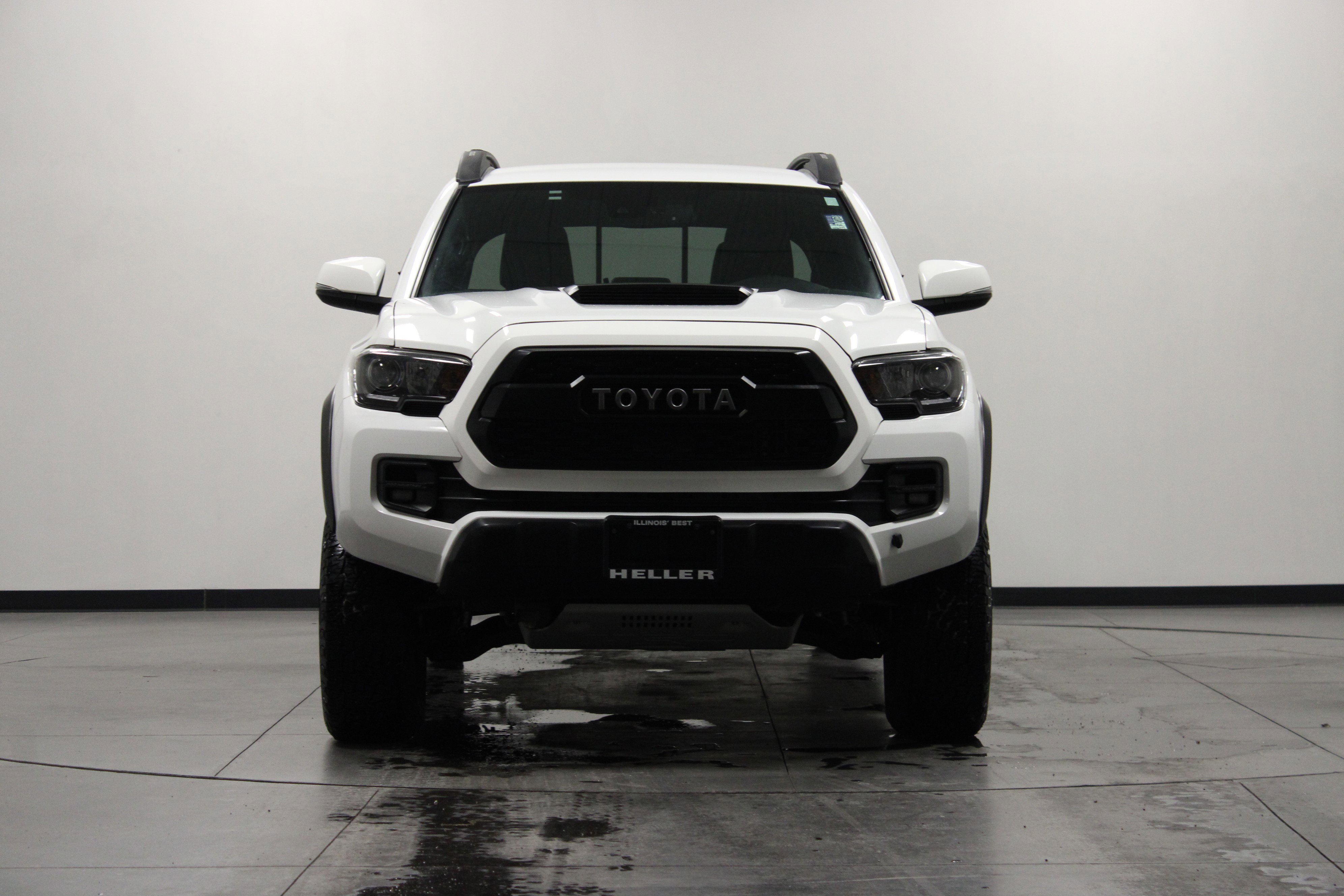 Used 2018 Toyota Tacoma TRD Pro image 9