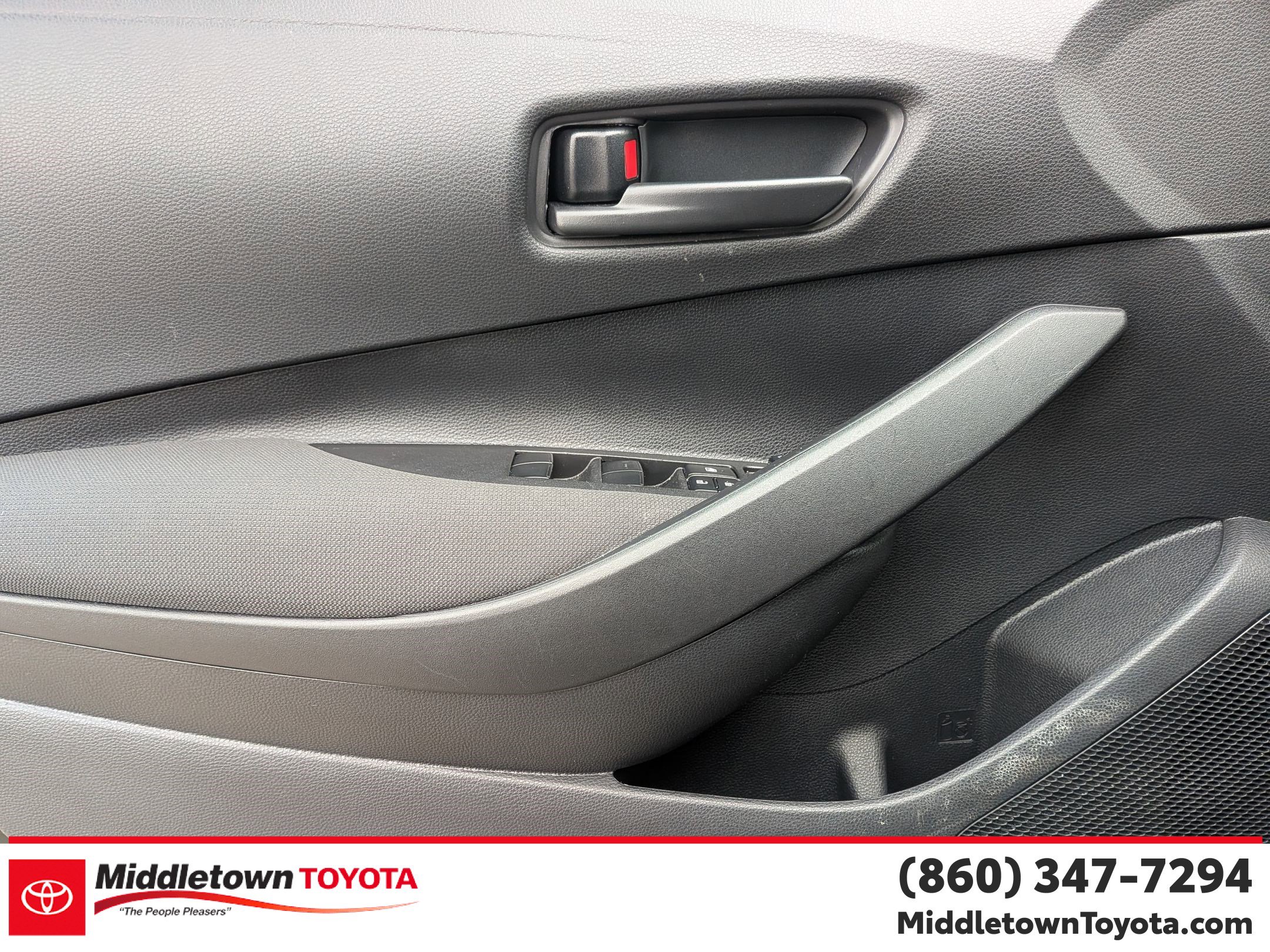 Certified 2025 Toyota Corolla LE image 10