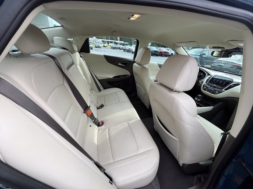 Used 2024 Chevrolet Malibu LT FWD image 16