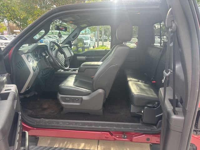 Used 2015 Ford F350 Lariat w/ Lariat Interior Package image 11