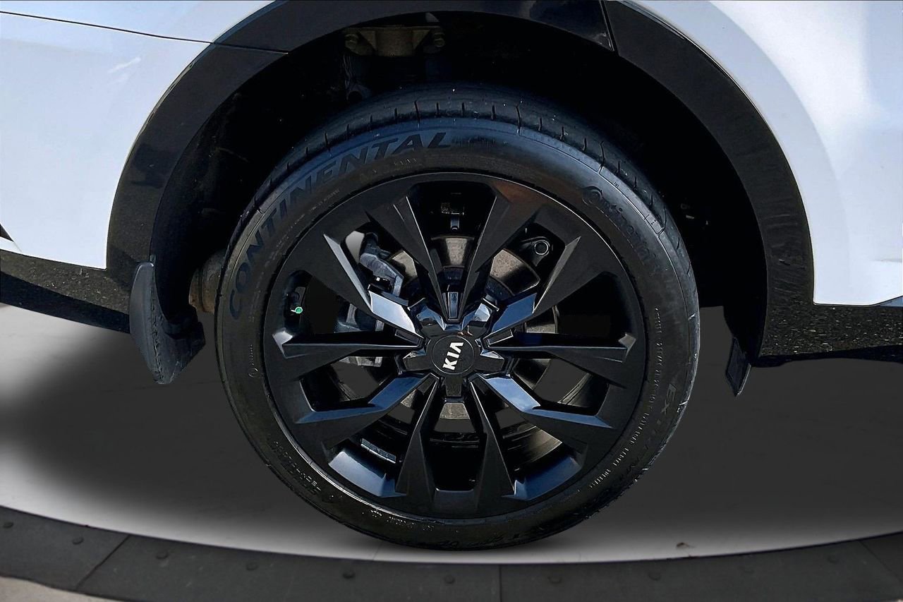 Used 2021 Kia Sorento SX image 39