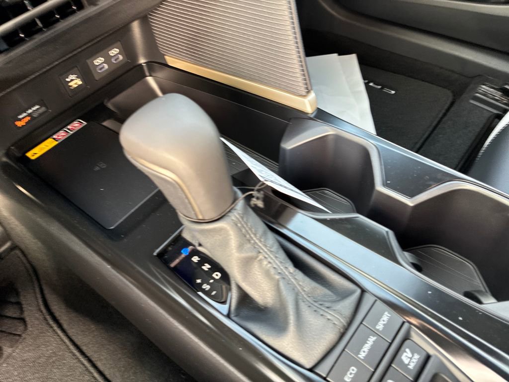 New 2026 Toyota Camry SE image 28