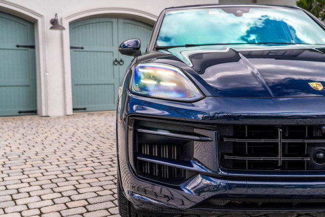 Used 2024 Porsche Cayenne S image 97