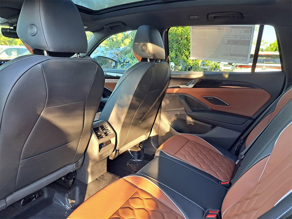 New 2026 Volkswagen Tiguan SEL R-Line image 4