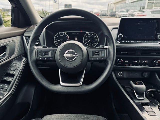 Used 2023 Nissan Rogue SV image 22