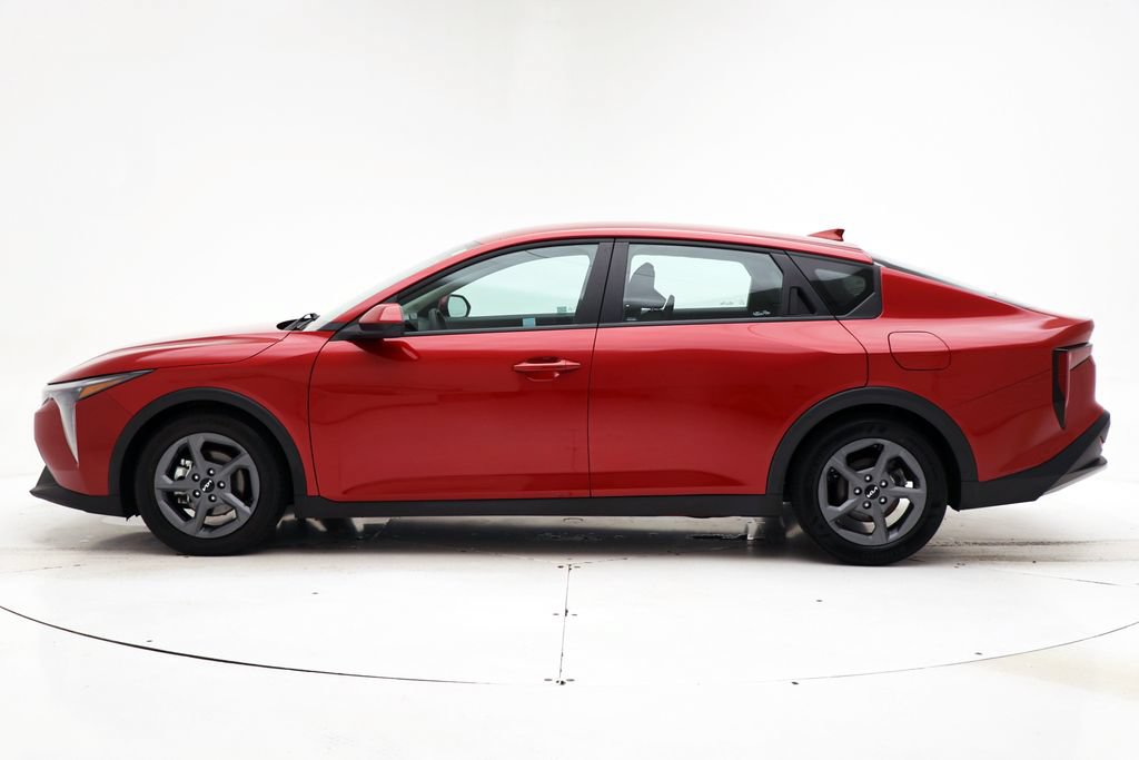 Used 2025 Kia K4 LXS FWD image 5